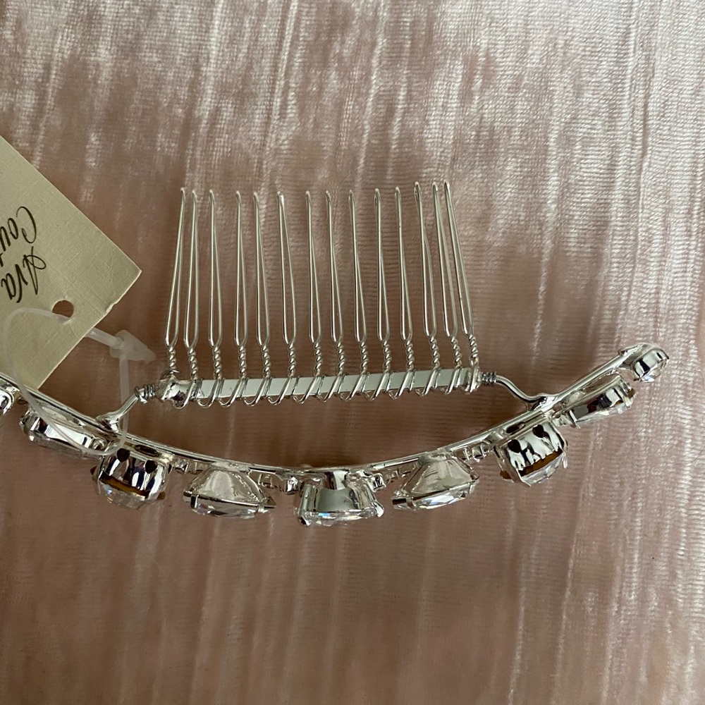 AVA Couture Tiara Hair Piece (NEW) - Picture 5 of 6